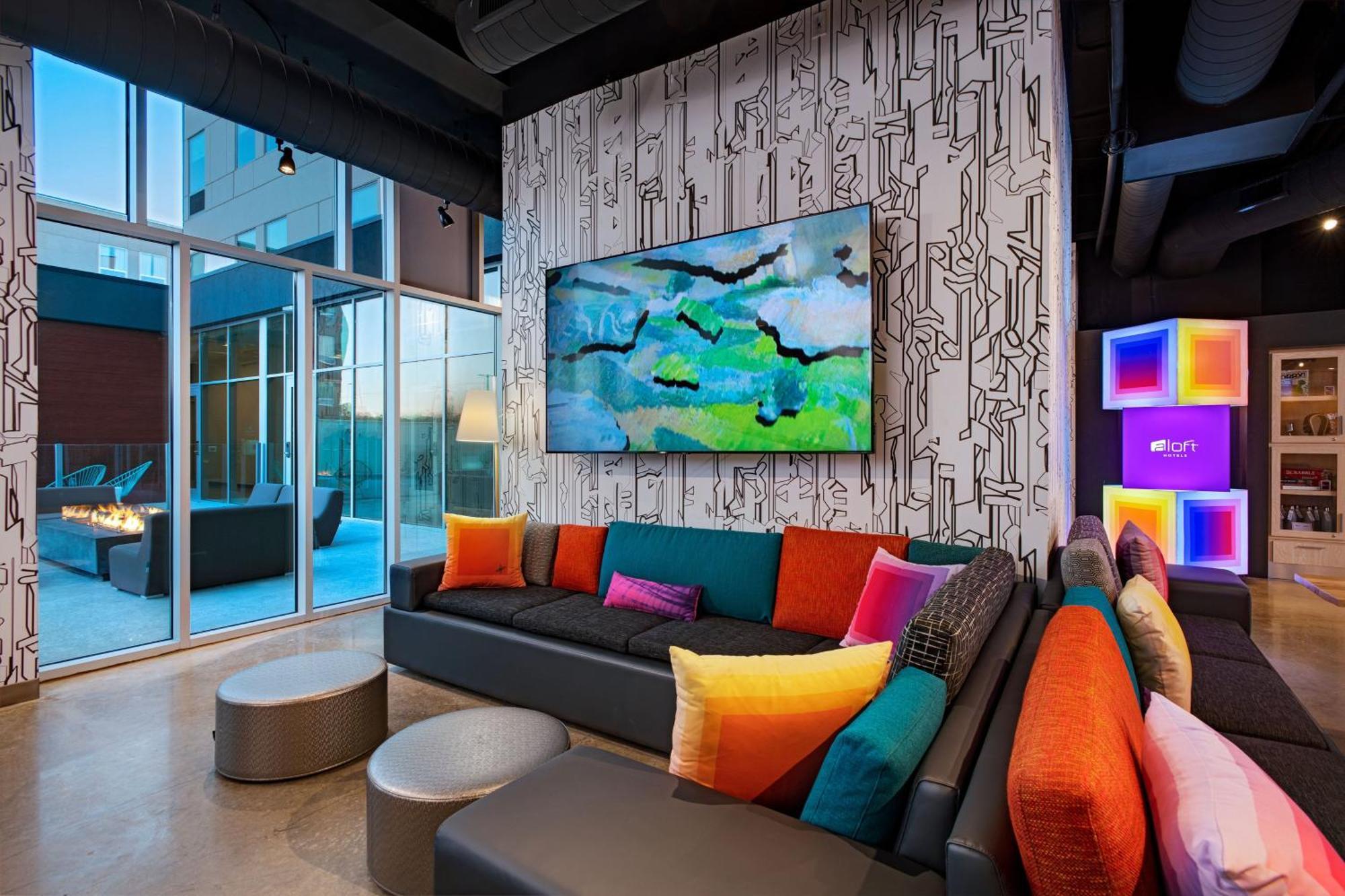 Отель Aloft Waco Downtown Экстерьер фото